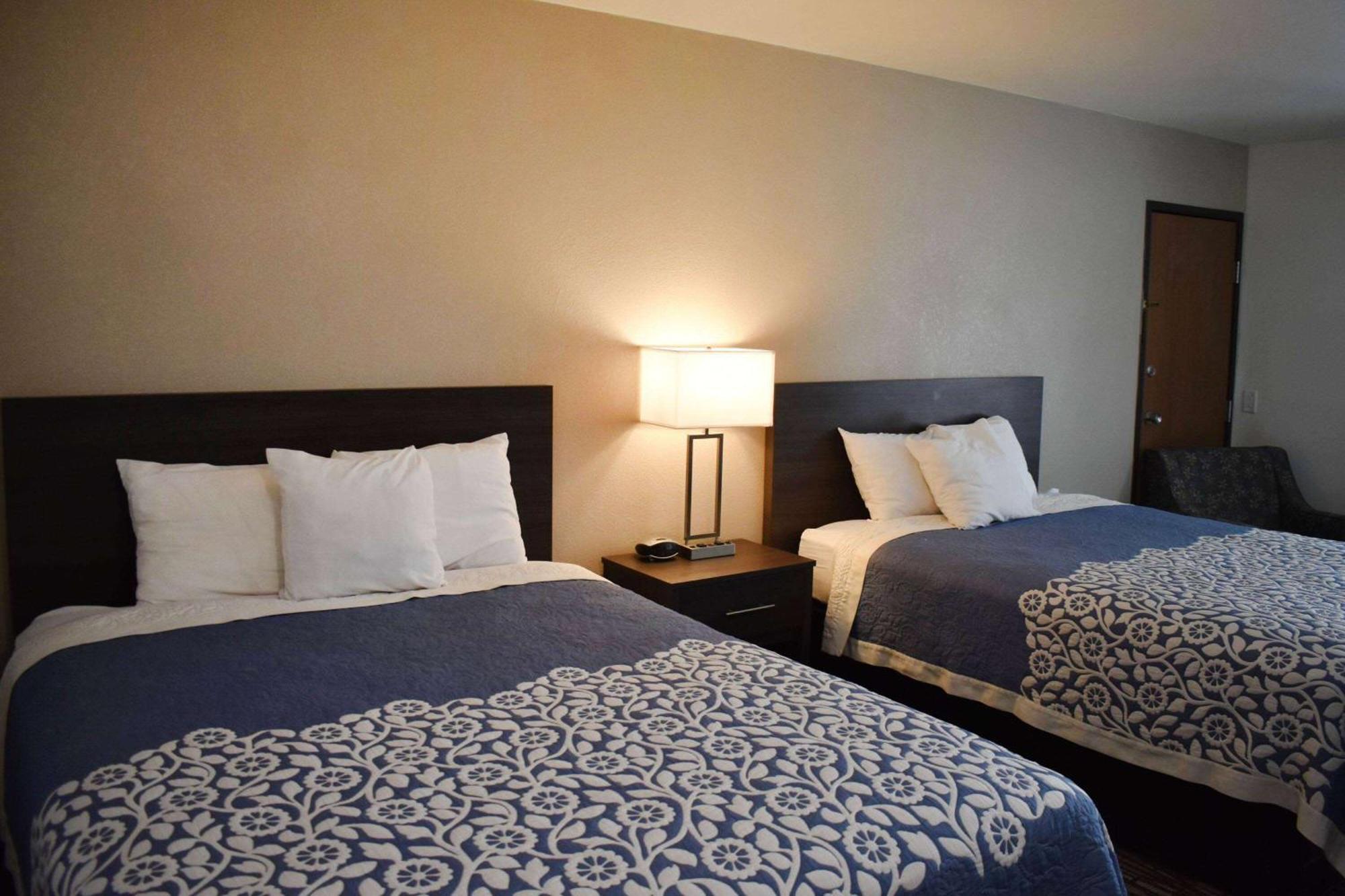 Hotel Super 8 By Wyndham Grand Island Exterior foto